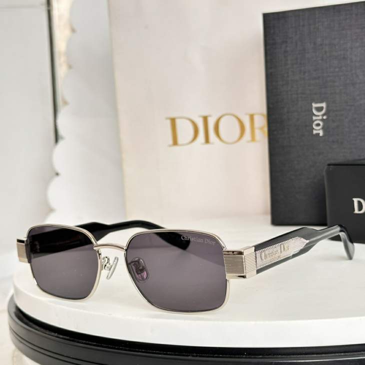 Picture of Dior Sunglasses _SKUfw76719951fw